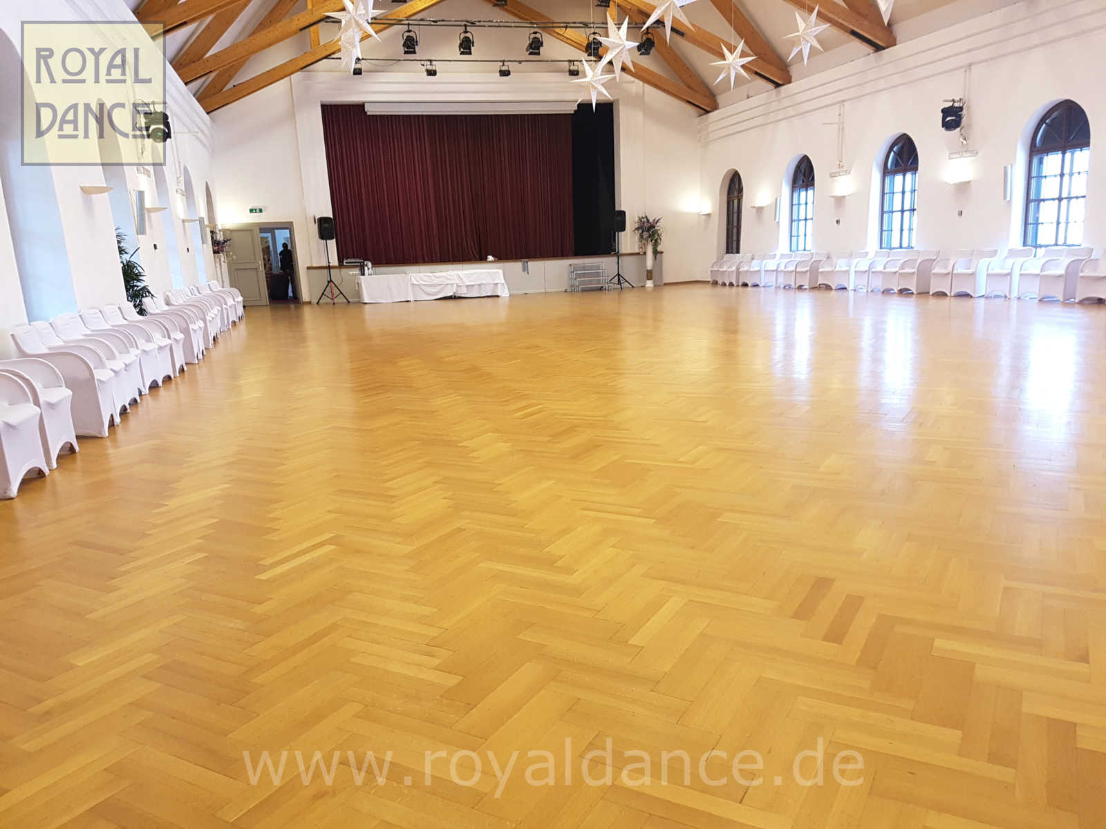Der Große Tanzsaal von ROYALDANCE
