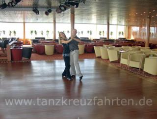 Tanzsporttraining an Bord